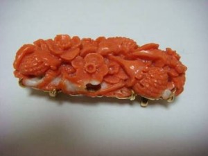 珊瑚 帯留め