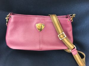 AOTAショルダーバッグ