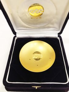 純金杯