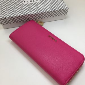FURLA L型ファスナー 長財布