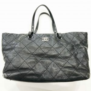 シャネル　レザーバッグ