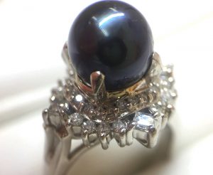 Pt900 黒蝶真珠 メレダイヤ 指輪