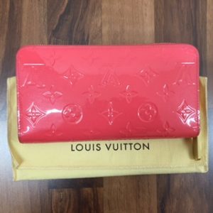ルイヴィトン ヴェルニ ジッピーウォレット 長財布