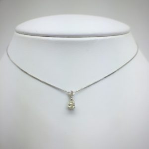 Pt900 ダイヤモンドネックレス
