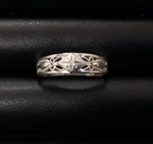 PT900ダイヤリング