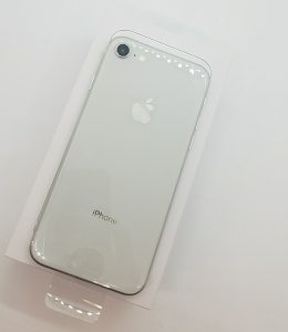 iPhone8