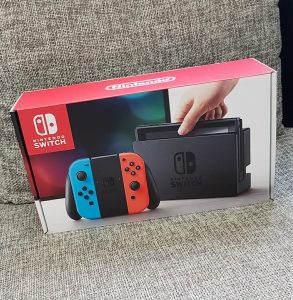 新品未使用のNintendo SWICH ネオンカラー