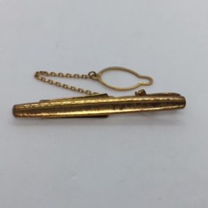 K18ネクタイピン