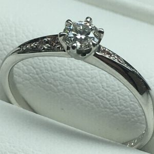 0.304ctダイヤ付 Pt900リング