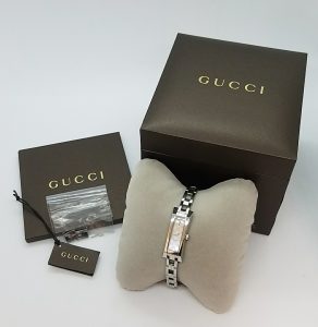 グッチGUCCI クオーツ腕時計 ピンク