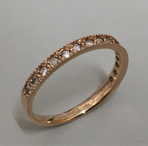 K18ハーフエタニティリング