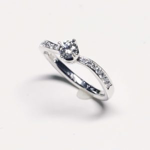 Pt900 ダイヤモンドリング