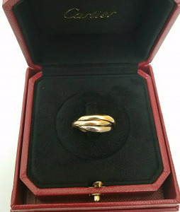 カルティエ トリニティ スリーカラー 3連リング