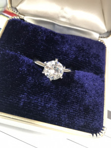 プラチナ ダイヤモンドリング