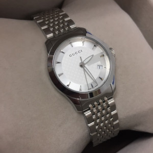グッチ Gタイムレス 腕時計