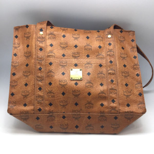 MCM バック