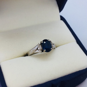 K18WGサファイアリングケース付き