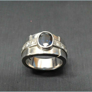 PT900サファイア メレダイヤ付きリング