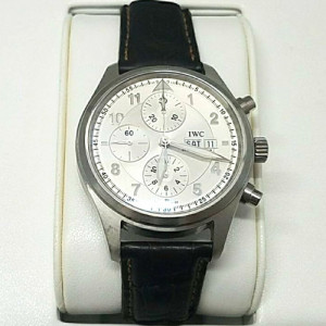IWC スピットファイアクロノ メンズ腕時計