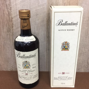バランタイン30年スコッチウイスキー