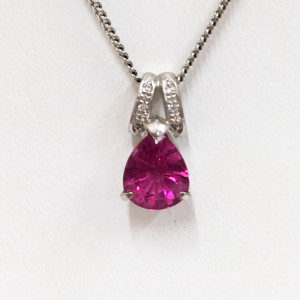 Pt900 メレダイヤ付スピネル ネックレストップ