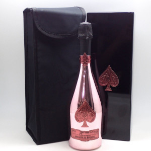 ARMAND DE BRIGNAC ロゼ