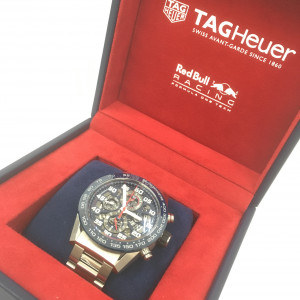 TAG HEUER(タグ・ホイヤー) CAR2A1K レッドブル・レーシング