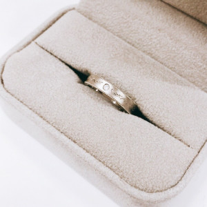 Pt900 メレダイヤ付 リング 0.04ct