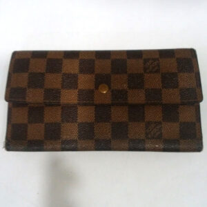 LOUIS VUITTON ダミエエベヌ ポルトフォイユインターナショナル