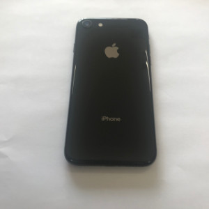 iPhone8 simフリー 64GB