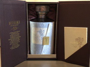 SUNTORY 響 30年