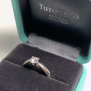 Tiffany & Co. Pt950 ダイヤモンド（0.29ct）H&C リング