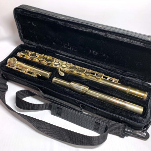 ケルントナー 入門用フルート 専用ケース付き