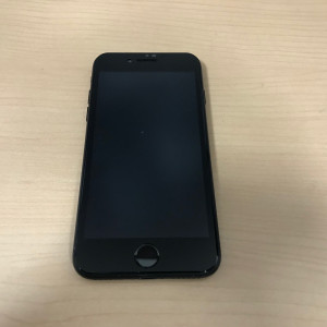iPhone7  中古