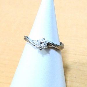 Pt900 0.3カラット ダイヤモンド リング