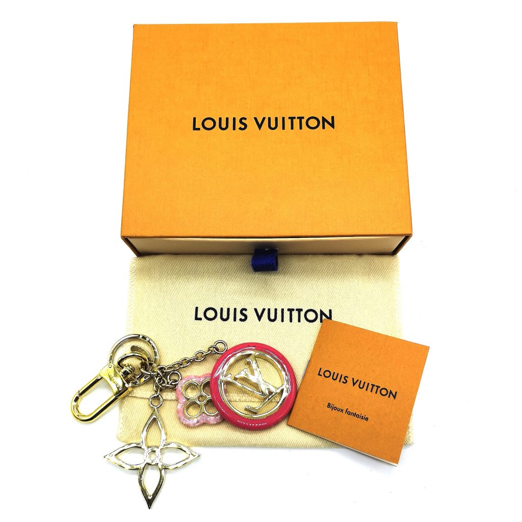 Louis Vuitton キーホルダー レディース ルイヴィトン 保存袋 保証書 付属品付きの買取実績 | 買取専門店さすがや