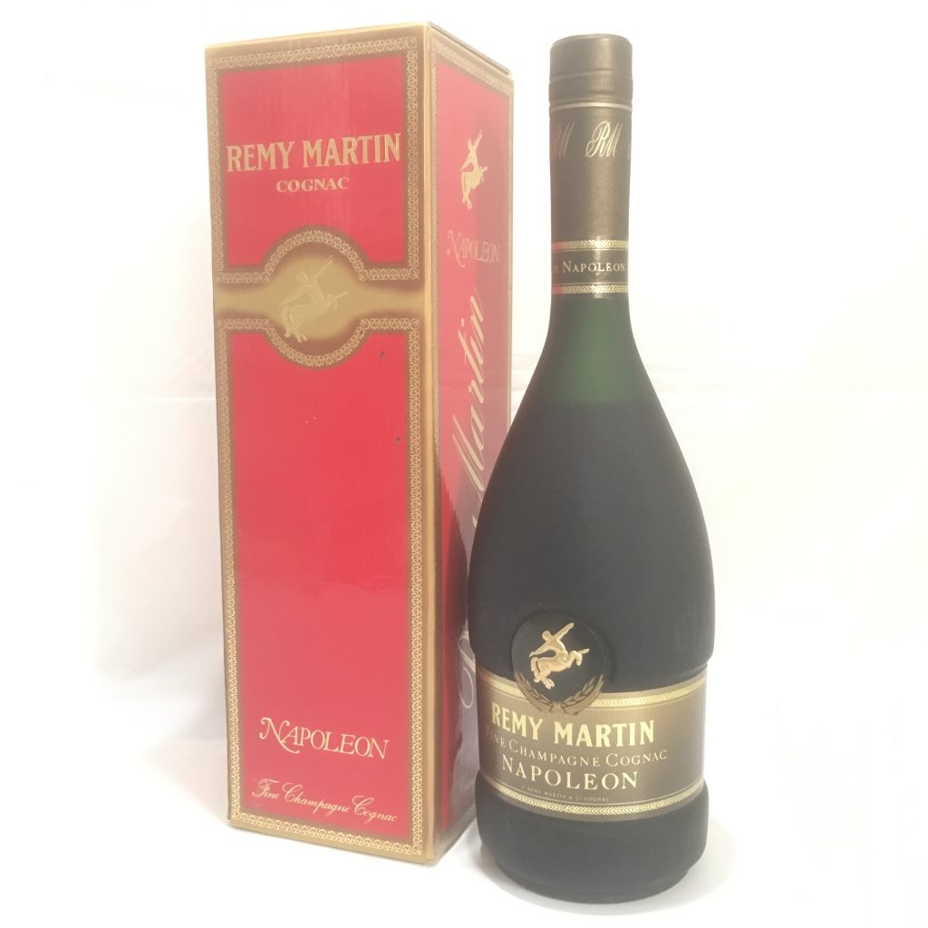 REMY MARTIN NAPOLEON（レミーマルタン ナポレオン） 700ml 40% 箱付き