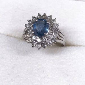 Pt900 ブルートパーズ1.03ct メレダイヤ0.86ct付リング