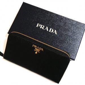 PRADA プラダ サフィアーノ 財布