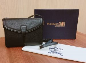 Burberrysバーバリー ショルダーバッグ