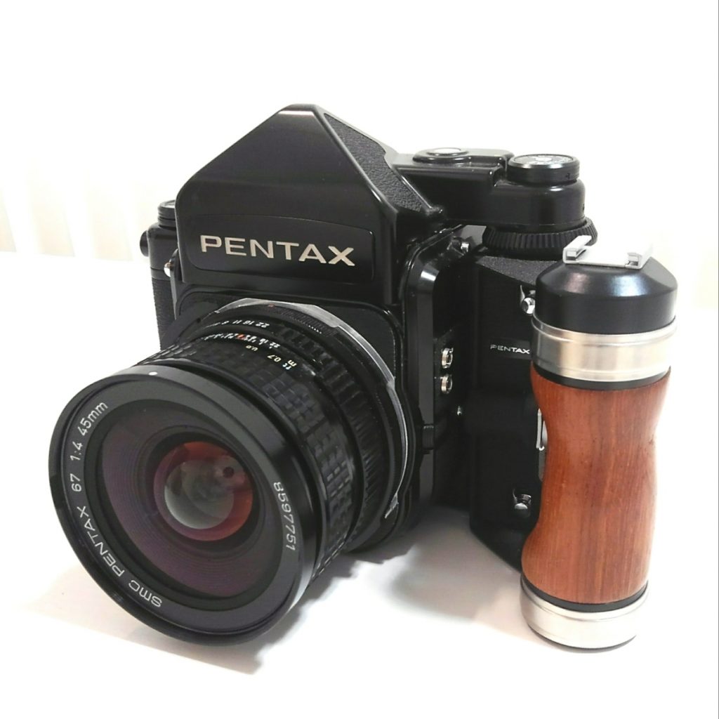 先着 PENTAXペンタックス 67Ⅱ ウッドグリップ 木製グリップ 美品 ...