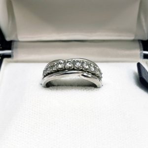 Pt900　メレダイヤ付リング