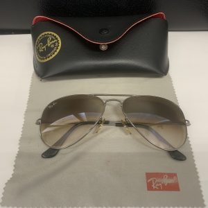 レイバン RB3025