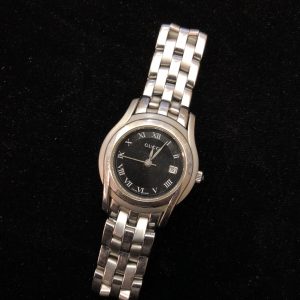GUCCI シルバー 腕時計
