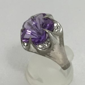 リング　アメジスト　750WG　11.16ｇ