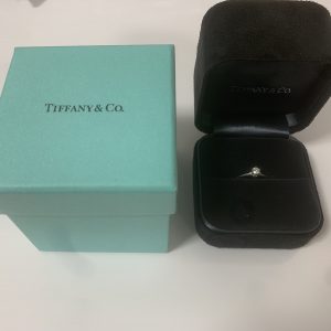 ティファニー pt950 0.18ctダイヤ