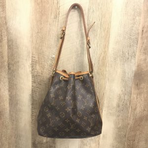 LOUIS VUITTONプチノエバッグ