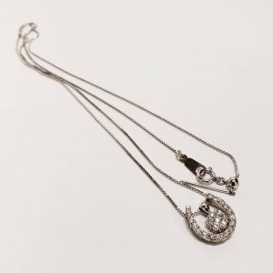 K18WG　メレダイヤ付ネックレス