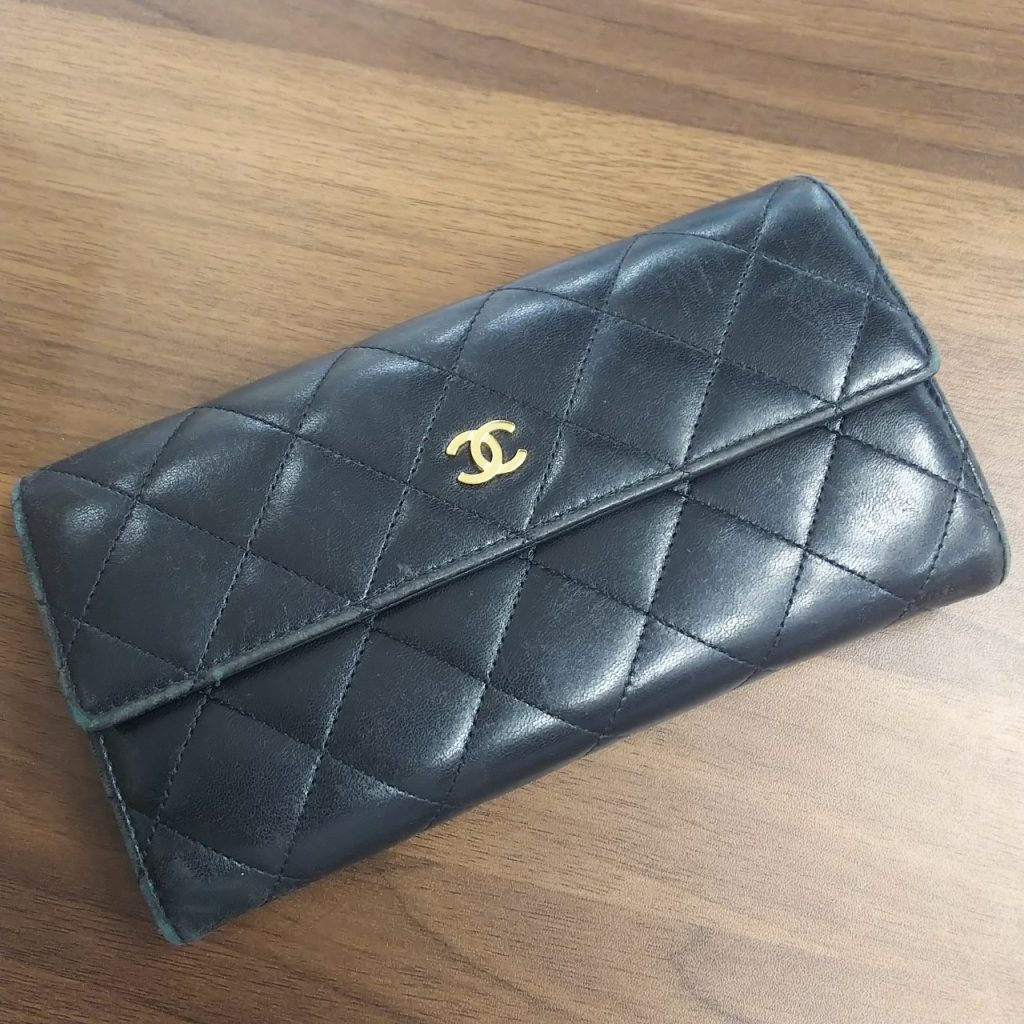 CHANEL ラムスキン長財布【箱:シリアルカード:シール有】