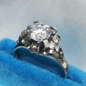 Pt900リング0.82ctダイヤモンド